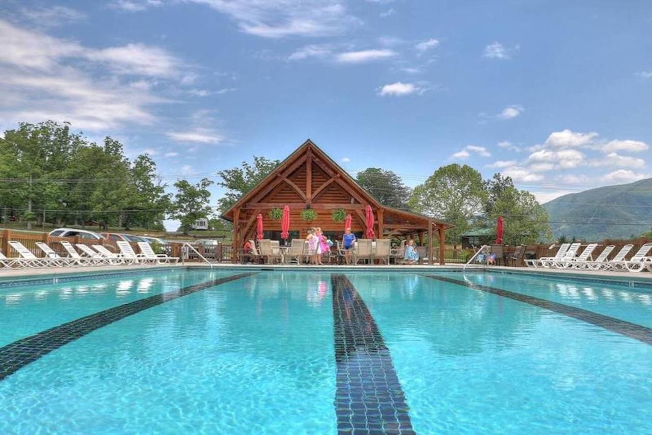Misty Mountain Retreat Villa Sevierville Luaran gambar