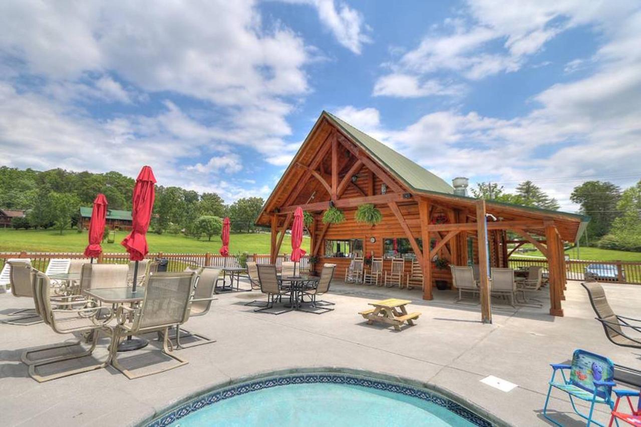 Misty Mountain Retreat Villa Sevierville Luaran gambar