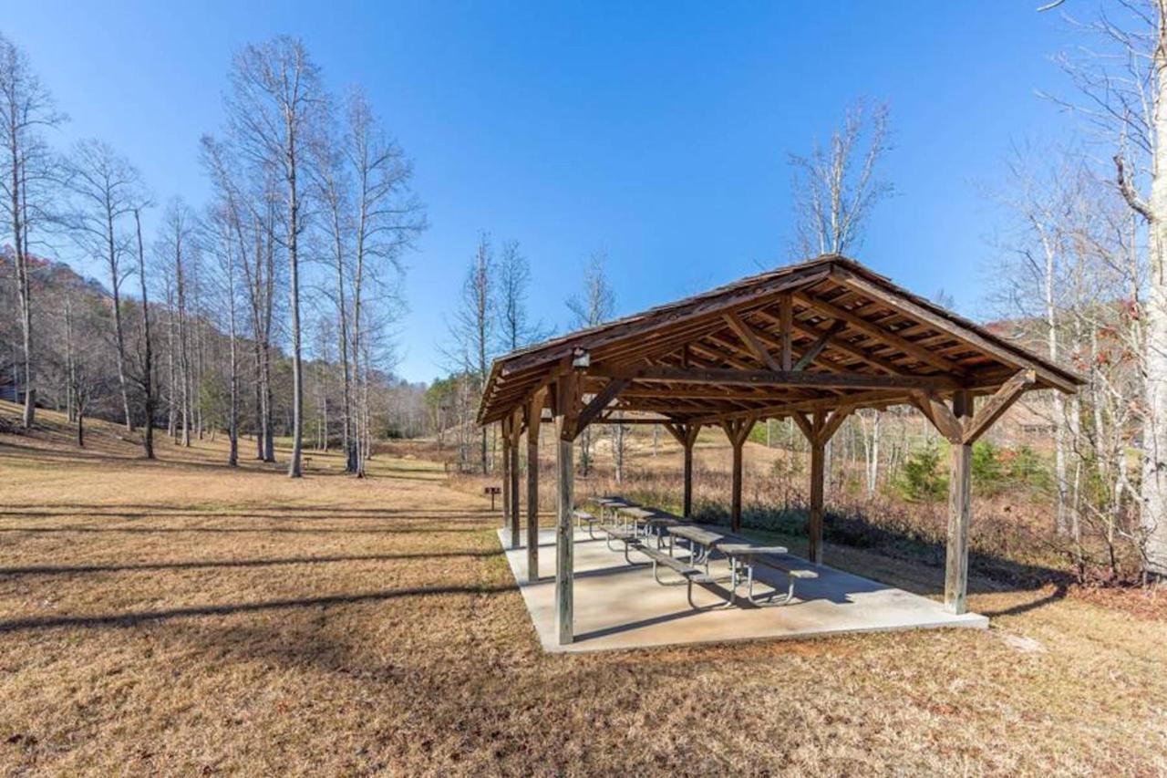 Misty Mountain Retreat Villa Sevierville Luaran gambar